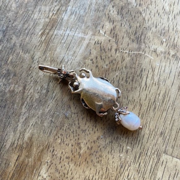 Antique gold insects earrings - Picture 6 of 9